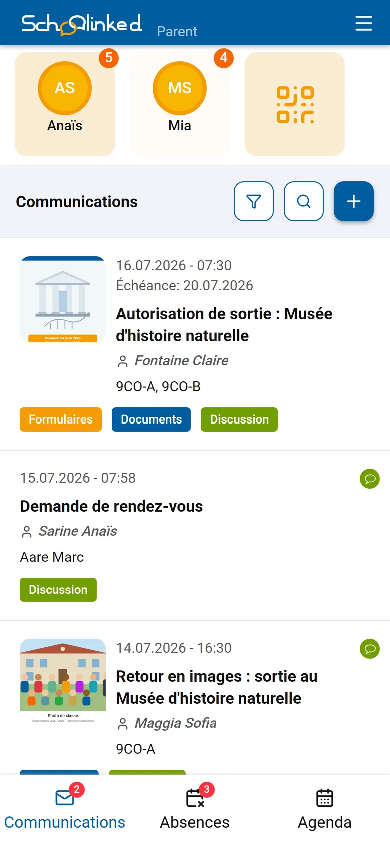 Application parent sur mobile : ses deux enfants sur un seul compte, et les communications de l'école.